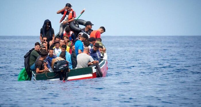 «مصريين وسوريين».. البحر المتوسط يبتلع 23 من المهاجرين 1