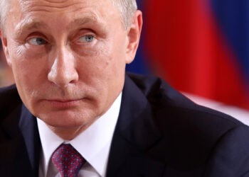 «روسيا على حافة الهاوية».. بلومبرج: ساعات تفصل موسكو عن تخلف سداد ديونها