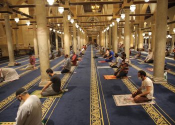 «منع الاعتكاف وإعادة الدروس الدينية».. الأوقاف تُحدد ضوابط التراويح في المساجد 3