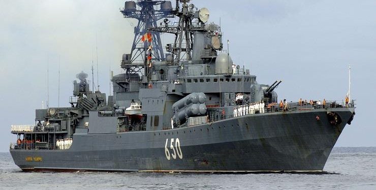روسيا تعلن غرق سفينة حربية في البحر الأسود 1