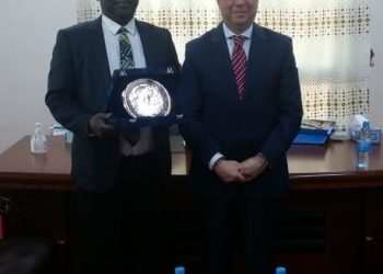 سفيرنا في جوبا يلتقي وزير بناء السلام بـ جنوب السودان 2