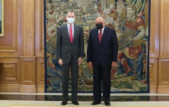 ملك إسبانيا "فيليب السادس" يستقبل وزير الخارجية سامح شكري 1