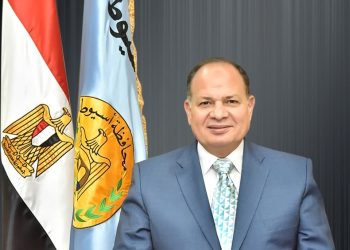 محافظ أسيوط يهنئ السيسي والشعب المصري بمناسبة عيد العمال