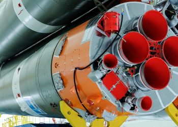 روسيا تختبر محركات جديدة للصواريخ الفضائية 5