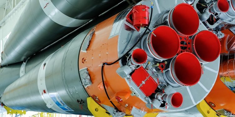روسيا تختبر محركات جديدة للصواريخ الفضائية 1