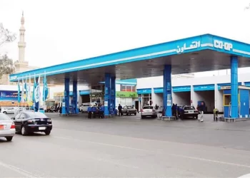 حملات تموينية على محطات الوقود بدمياط 3