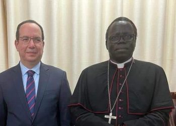 السفير المصري في جوبا يلتقي نائب رئيس مجلس الكنائس بجنوب السودان 2