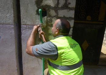 الأورمان تدعم مبادرة«عمر بيت يتيم» لتركيب وصلات مياه مجانية بقنا