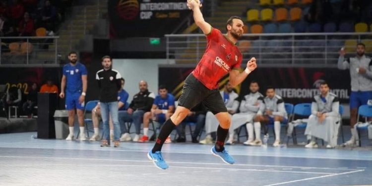 ‏عاجل| سبورتنج بطلًا لكأس مصر لكرة اليد بعد الفوز على الزمالك 33-30 1
