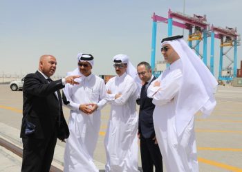 خلال زيارته للدوحة.. وزير النقل: لدينا خطط لمشاريع عظيمة مع قطر 1