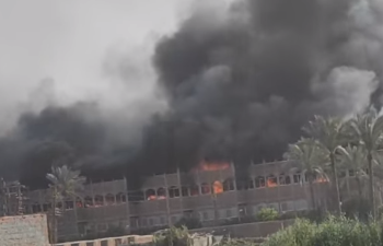 حريق هائل في مصنع نسيج بـ كرداسة ومحاولات مُكثفة لإخماده (صور)