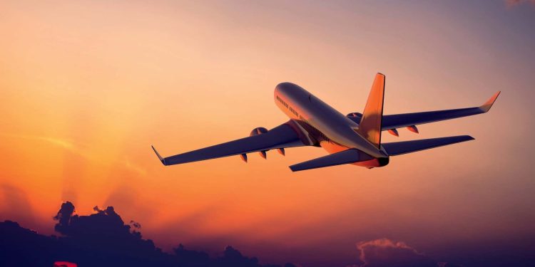خبير سياحي: الاعتماد على شركات الطيران الأجنبية يضعف نشاط السياحة في مصر