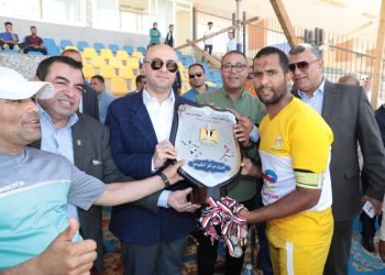 محافظ بني سويف يشهد ختام دوري مراكز الشباب لكرة القدم