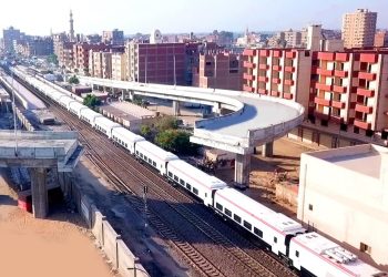 بدون ركاب.. النقل تبدأ التشغيل التجريبي لـ قطارات تالجو الأسبانية الفاخرة 1