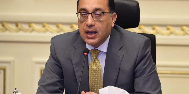 رئيس الحكومة يبحث سبل تعظيم استثمارات شركة فوداكوم في مصر