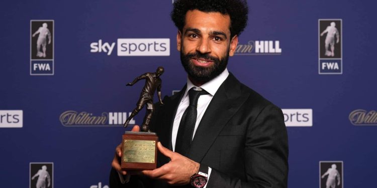 رسميا..صلاح يستلم جائزة أفضل لاعب في إنجلترا من قبل رابطة الكتاب والصحفيين 1