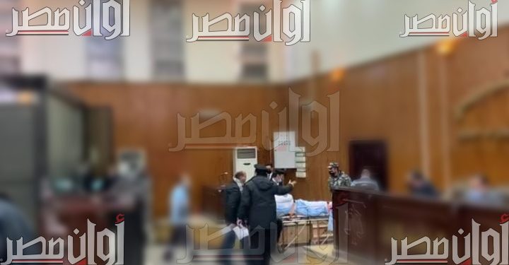 وصول كريم الهواري للمحكمة لحضور جلسة النطق بالحكم عليه