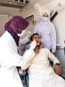قافلة طبية بـ شرم الشيخ توقع الكشف على 416 مواطن وتحيل 11 مريض لأقرب مستشفى 7