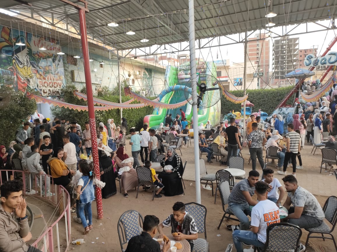 استمرار فتح مراكز الشباب في ثاني أيام عيد الفطر المبارك "صور" 3