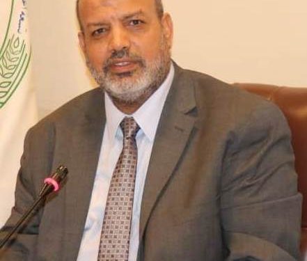 فوزي عبد الجليل رئيس شعبة الأدوات الصحية