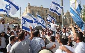 الخارجية الفلسطينية تحذر من حرب «دينية» و تحمل إسرائيل تداعيات مسيرة الأعلام في القدس 7
