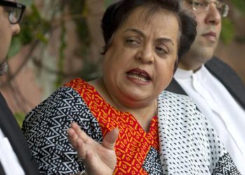 غضب في باكستان بعد اعتقال وزيرة حقوق الإنسان السابقة 4