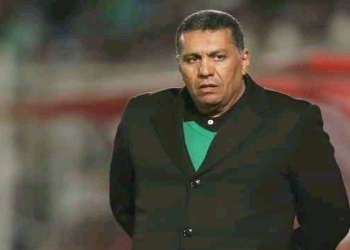 الرجاء المغربي يقيل مدربه بعد الأبتعاد عن الفوز بالدوري 9