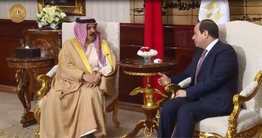 السيسي يستقبل ملك البحرين بمدينة شرم الشيخ