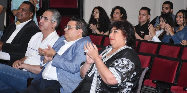 عبد الدايم : المشروعات الإبداعية النوعية تخلق أجيال جديدة قادرة على تحقيق الازدهار للمسرح المصري 1