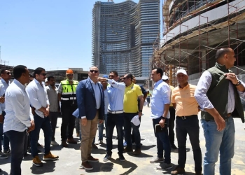 وزير الإسكان يتفقد مشروعات المنطقة الشاطئية بمدينة العلمين الجديدة 2