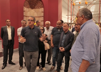 العناني يتفقد المتحف اليوناني الرومانى بالإسكندرية