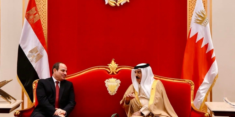 السيسي يفتتح مع ملك البحري المبنى الجديد لمطار العاصمة المنامة