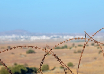إسرائيل تكشف عملية اختراق "خطيرة" على الحدود السورية