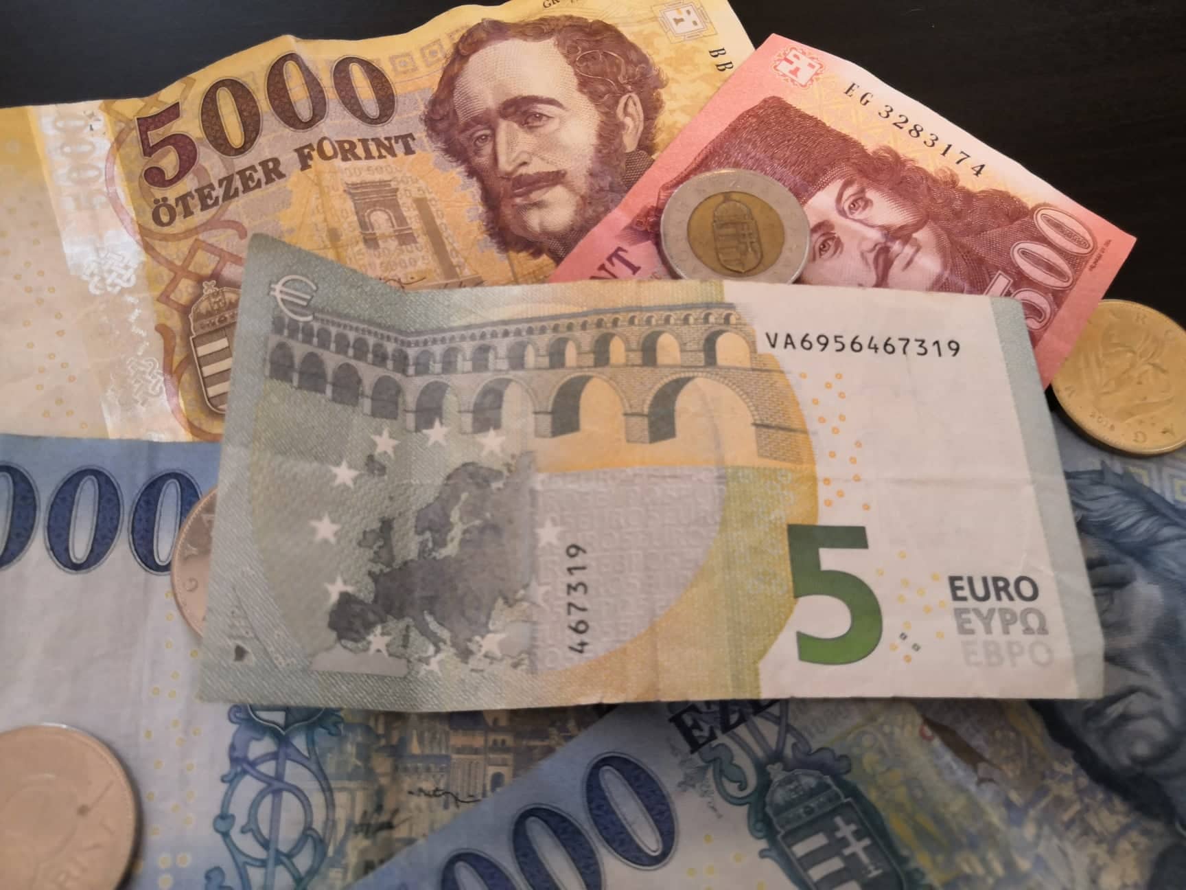 «الجنيه يسيطر».. سعر اليورو اليوم في مصر السبت 9 يوليو 2022 2
