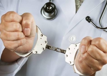 التحقيق في اتهام طبيب بيطري بتزوير «روشتات أدوية» بالأزبكية 3