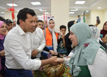 وزير الشباب ومحافظ القليوبية يفتتحان مركز كفر شبين ضمن مبادرة"حياة كريمة" 4