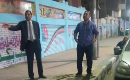 "هلال"يتابع ميدانياً حملة نظافة ليلية بشوارع حي شرق سوهاج 1