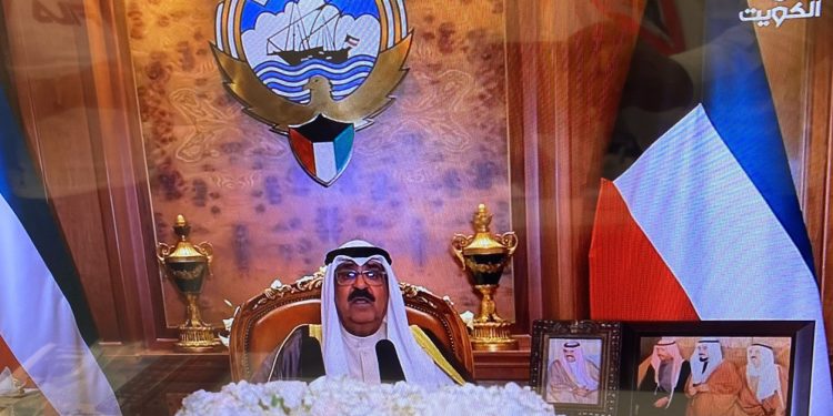 مجلس الوزراء الكويتي يعقد اجتماعا استثنائيا ويعلن الشيخ مشعل أميرا للبلاد