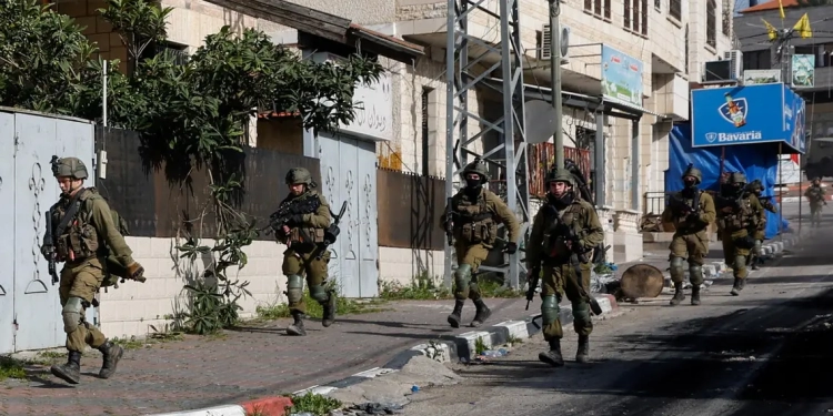 مصرع فلسطيني وإصابة 5 آخرين برصاص الجيش الإسرائيلي بالضفة الغربية 1