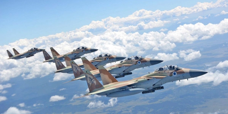 وسائل إعلامية.. تكشف عن سر إستهداف سلاح الجو الاسرائيلي لـ «مطار دمشق» 1
