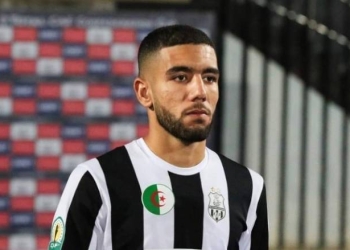 أحمد قندوسي لاعب وفاق سطيف الجزائري يقترب من التوقيع للأهلي 2