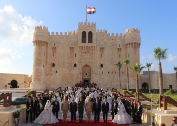 المتحدث العسكرى: المنطقة الشمالية العسكرية تنظم حفل زفاف جماعى لعدد (120) شاب وفتاة بالأسكندرية