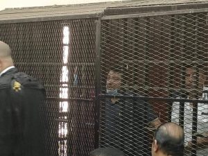 والدة الإعلامية شيماء جمال لـ مُحاميي المتهمين: انتوا بتدافعوا عن قتلة وسفاحين 6