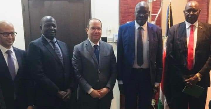 سفير مصر في جوبا يلتقي وزير التجارة والصناعة بجنوب السودان 1