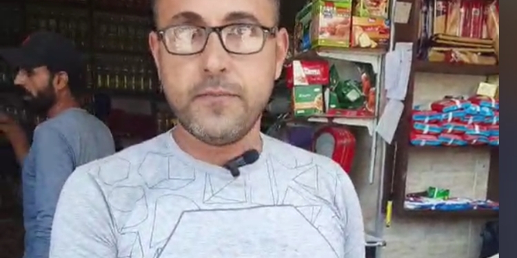صاحب أحد المحلات يطلق حملة لمواجهة ارتفاع سعر البيض في دمياط 1