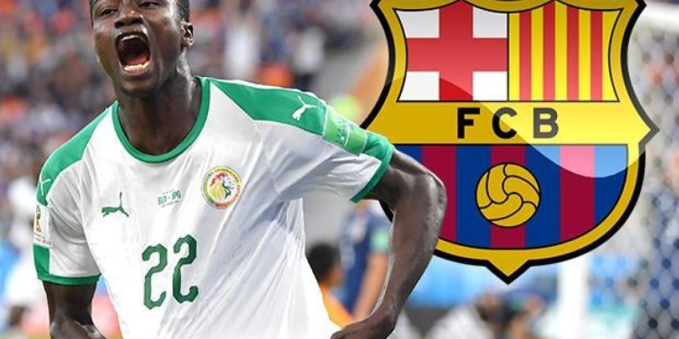 برشلونة يعير لاعبه السنغالي موسى واجي  1