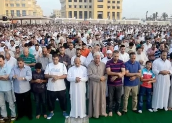 حقيقة إلغاء إقامة صلاة عيد الأضحى بالساحات والمساجد الكبرى 32