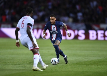 موناكو يفرض التعادل على باريس سان جيرمان فى الدوري الفرنسي 1