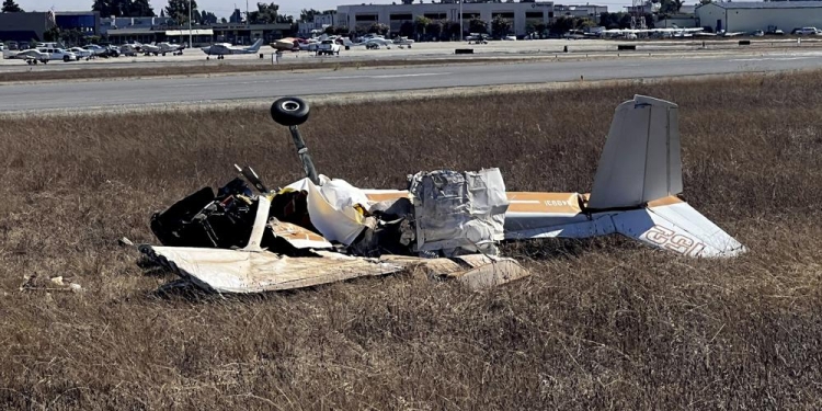 سقوط عدد من القتلى إثر تصادم طائرتين شمالي ولاية كاليفورنيا الأمريكية