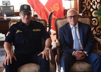 محافظ بورسعيد يستقبل مدير الحماية المدنية الجديد